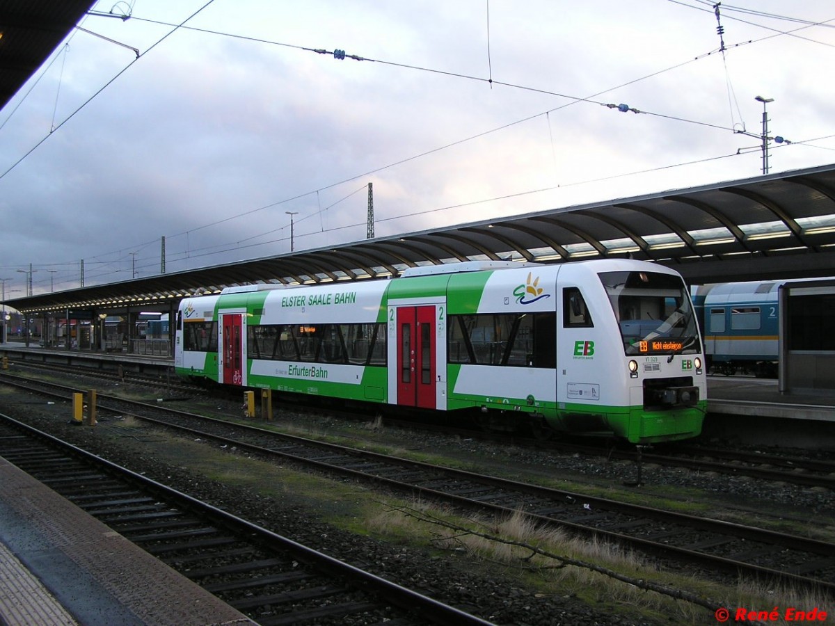 Regioshuttle der Erfurter Bahn nach Gera Hbf, aufgenommen in Hof Hbf.
