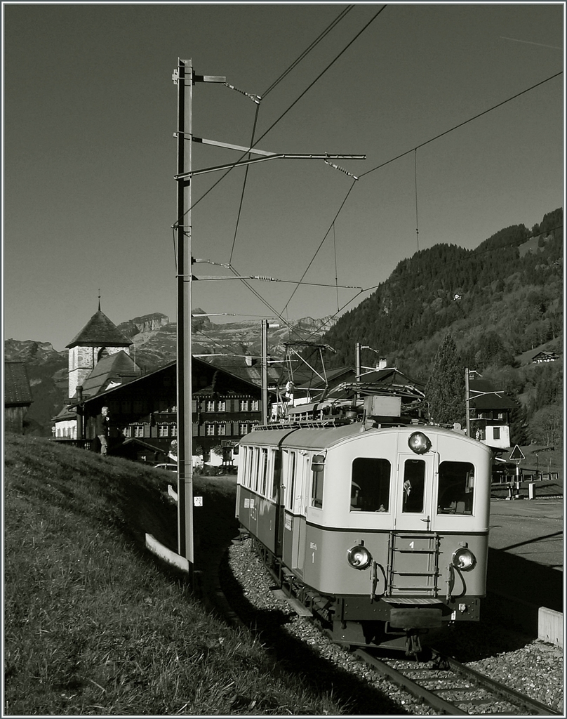 Restaurierter ASD BCFe 4/4 N° 1 bei Vers l'Eglise.
18. Okt. 2014