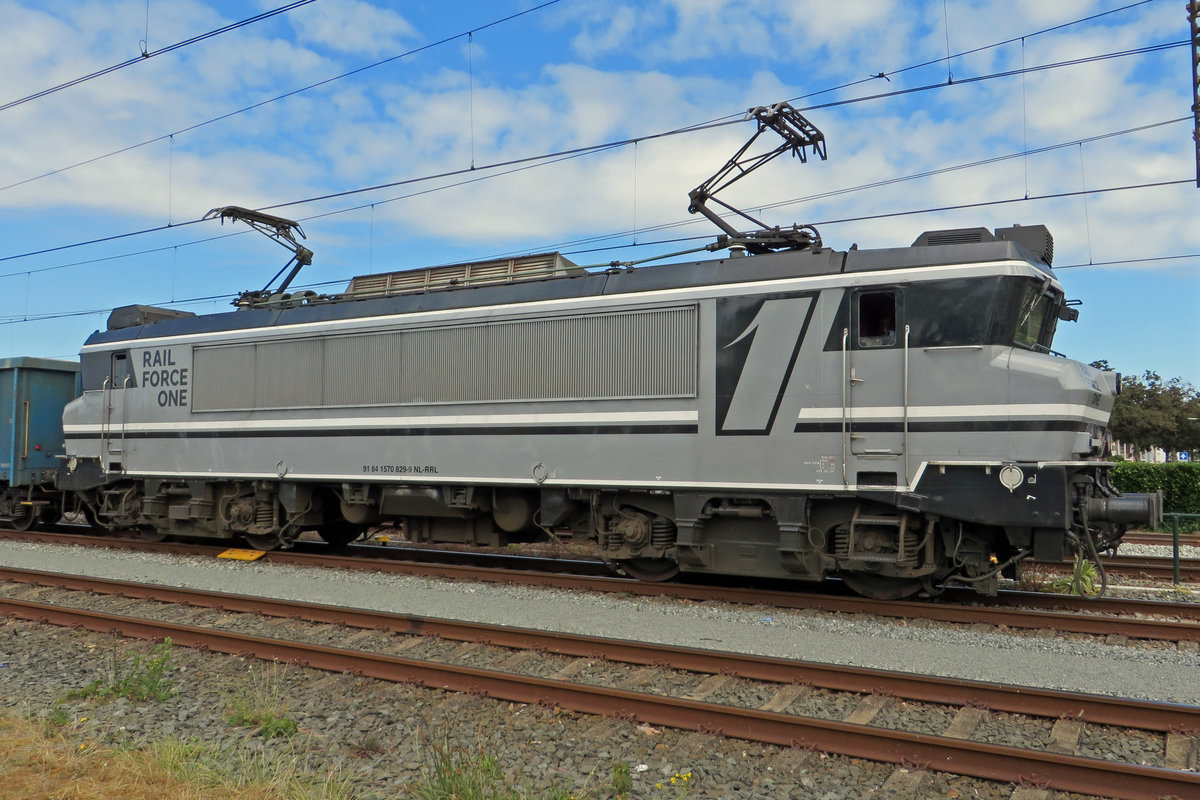 RFO 1829 wartet am 27 Mai 2020 in Oss auf das Abfahrtsignal.