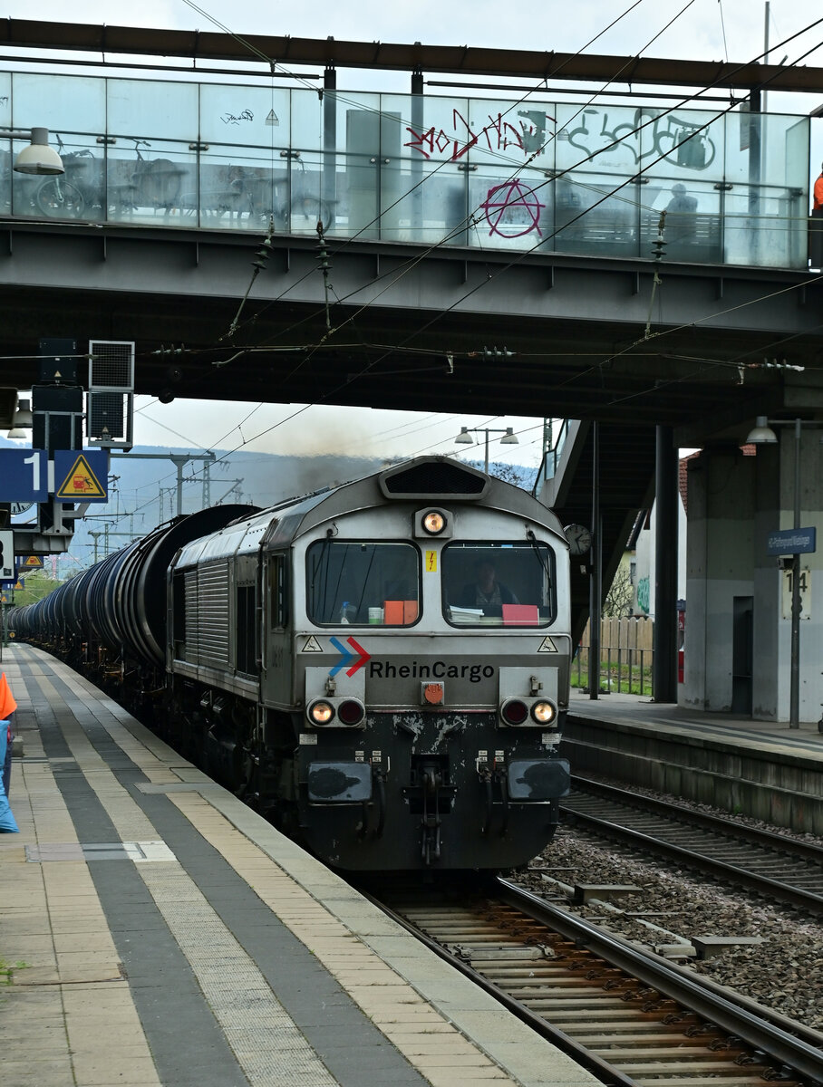 RHC 266 022-1 mit Ölern in Heidelberg Pfaffengrund/Wieblingen am 18.4.2023 