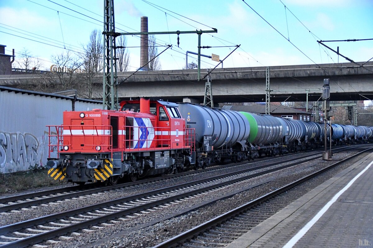 RHC 271 034-1 zog einen tanker durch hh-harburg,03.03.22