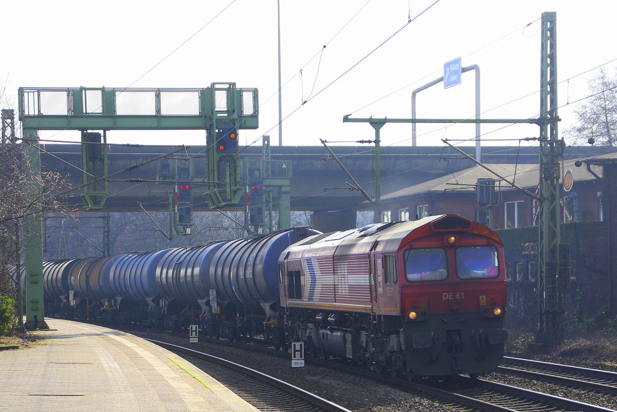 RHC DE61 mit Kesselwagenzug am 25.02.2015 in Hamburg-Harburg