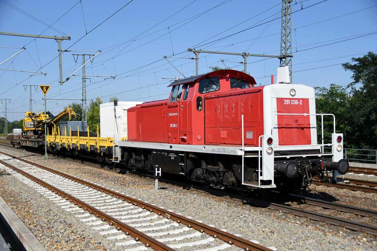 RPRS 291 036-2 fuhr mit einen bauzug durch golm,09.09.21