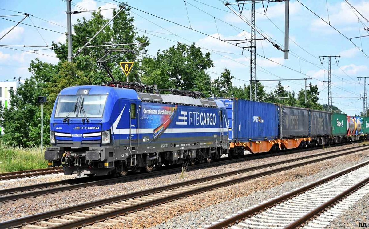 RTB 193 791 fuhr mit einen containerzug durch golm bei potsdam,13.07.21