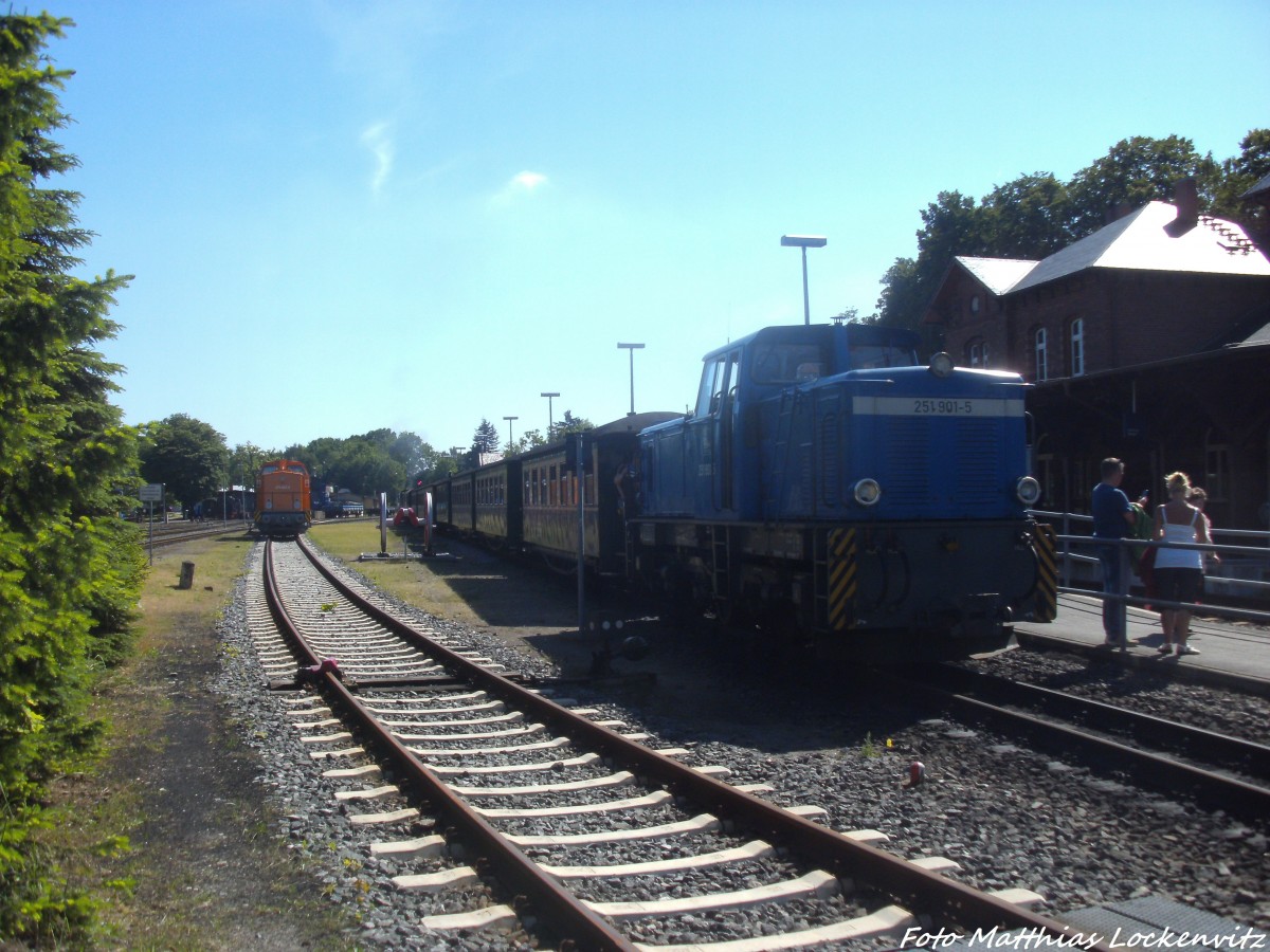 RBB 251 901 im Bahnhof Putbus am 9.6.14