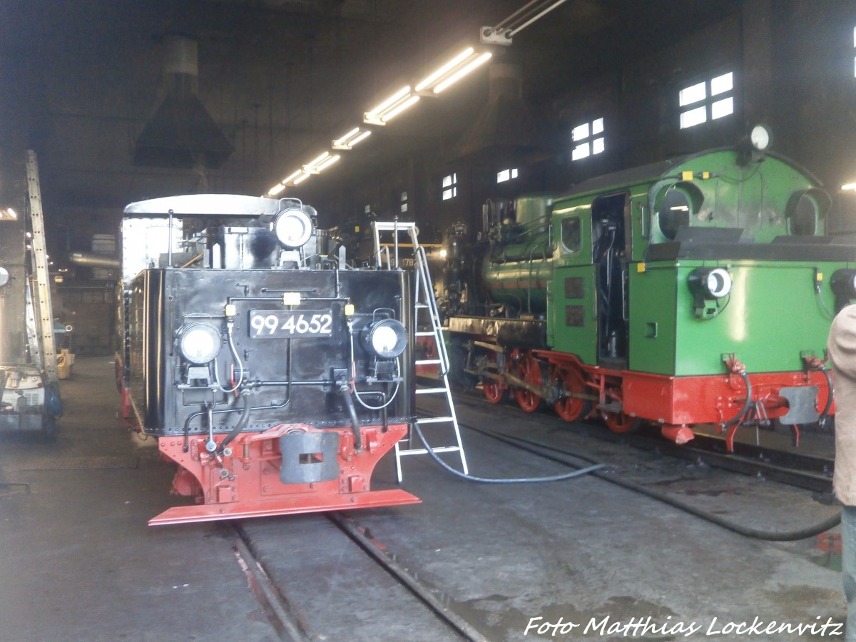 RBB 99 4652 und Mh52 im kleinbahn Bw Putbus am 30.5.15