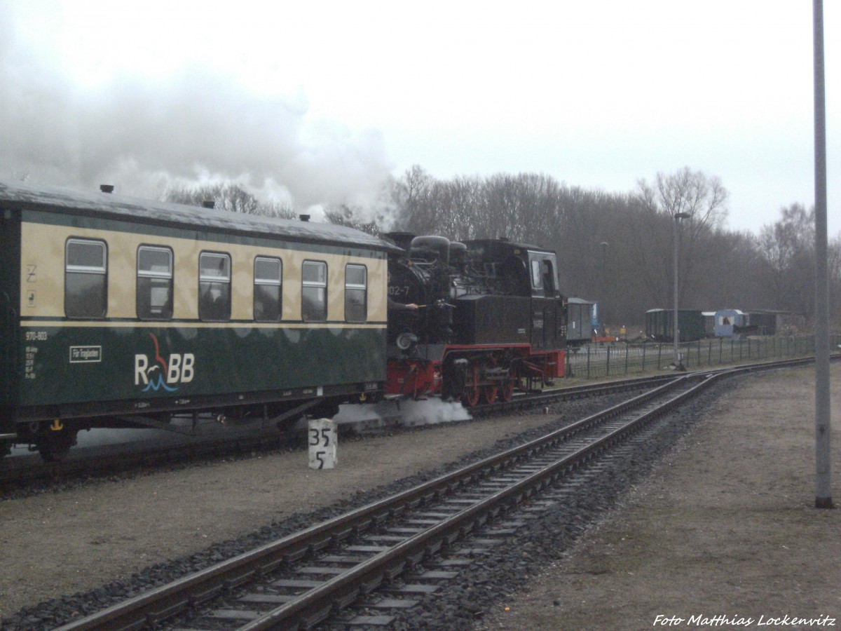 RBB 99 4802 bei der Ausfahrt aus Putbus am 2.1.14