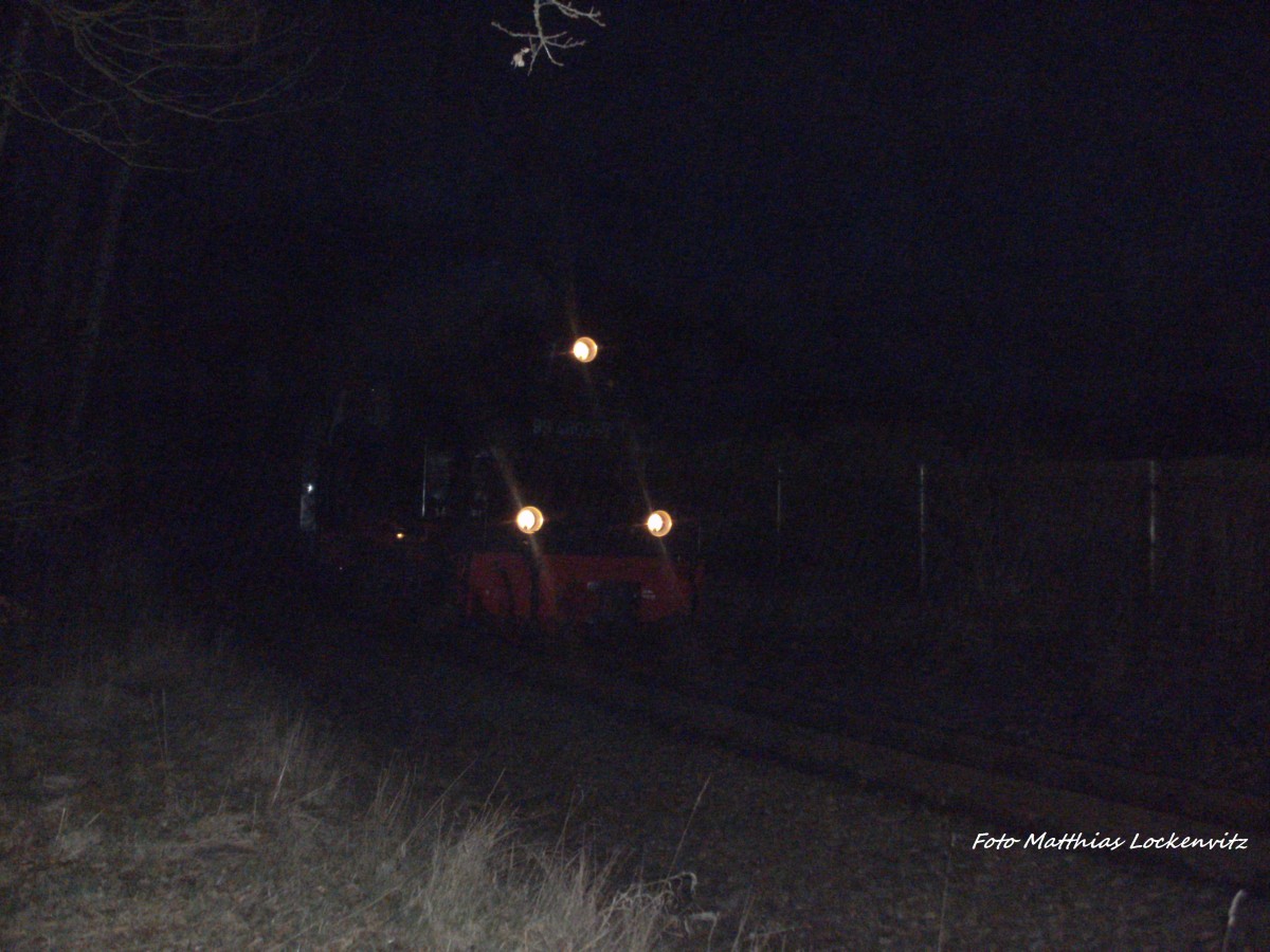 RBB 99 4802 kurz vor dem Bahnhof Ostseebad Binz am abend des 6.3.14