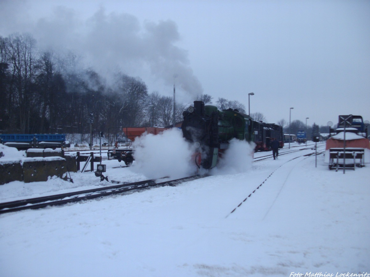 RüBB Mh 52 beim Verlassen des BW´s in Richtung Personenzug in Putbus am 28.1.14