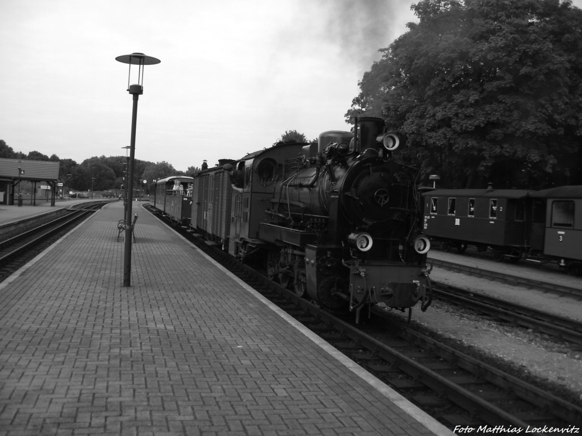 RBB Mh 52 mit dem Sonderzug bei der Einfahrt in Putbus am 30.8.13