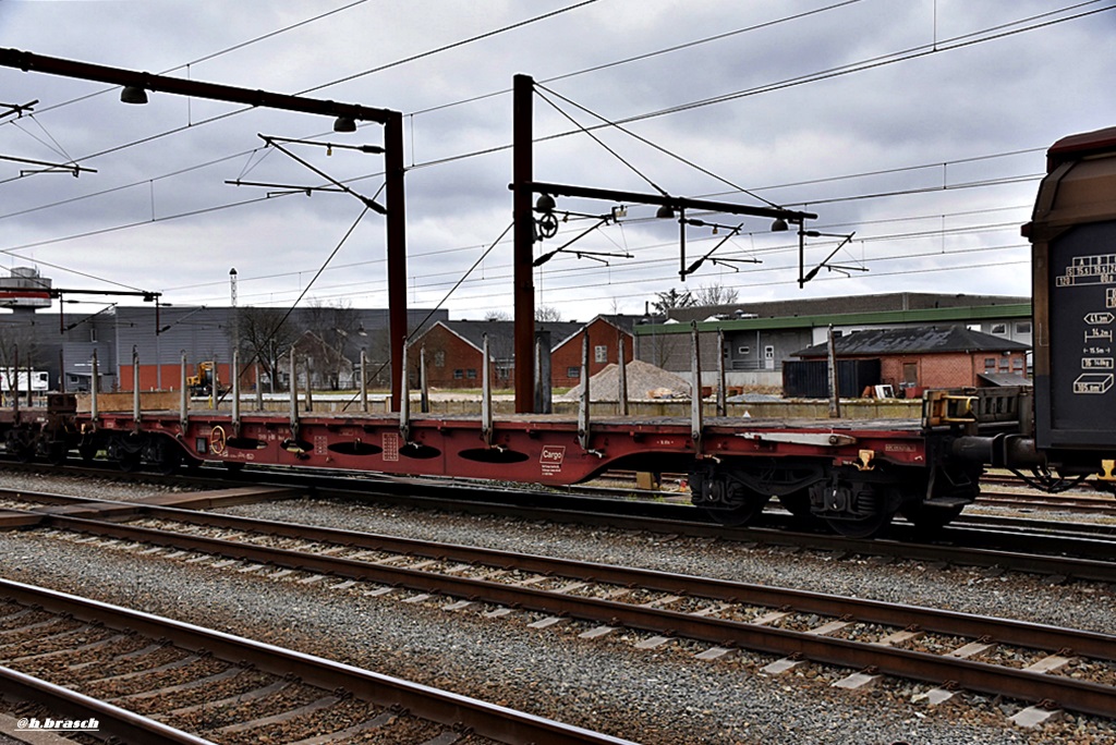 rungenwagen der gattung RNS-Z,zugelassen auf 31 81 3506 168-3,padborg 24.03.16