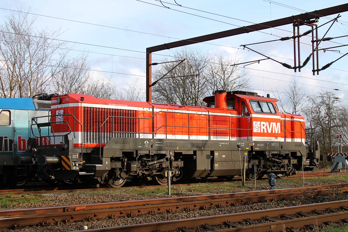 RVM 55 (92 80 4185 025-8 D-RVM) wartet in Pattburg auf ihre Rückleistung 27.02.2020