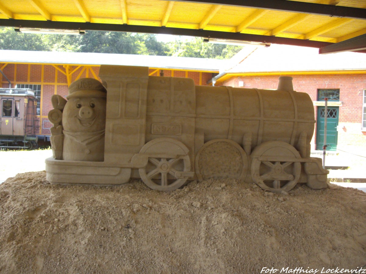 Sandskulptur im Bahnhof Heringsdorf am 25.7.14