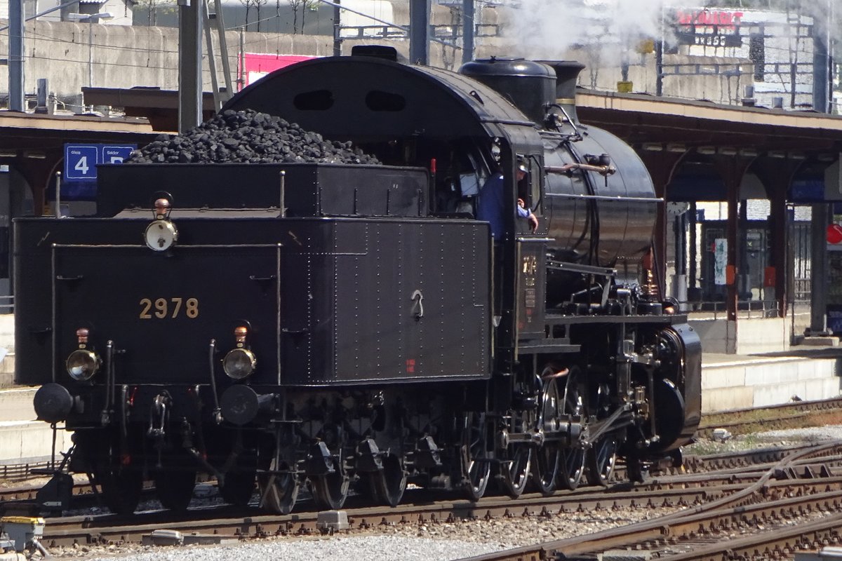 SBB Elefanten 2978 lauft am 26 Mai 2019 um in Brugg AG. Die SBB Reihe 5/6 waren die starkste  Dampfloks in die Schweiz. 