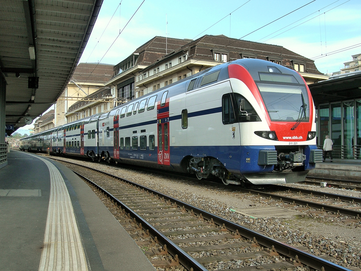 SBB RABe 511 001  Berlin  in Lausanne. 
14.04.2011