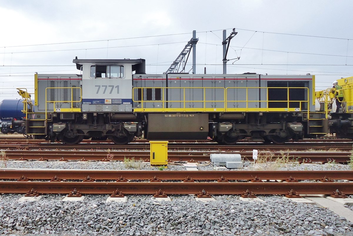 Seitenblick auf 7771 in Lage Zwaluwe am 26 Juni 2012. 