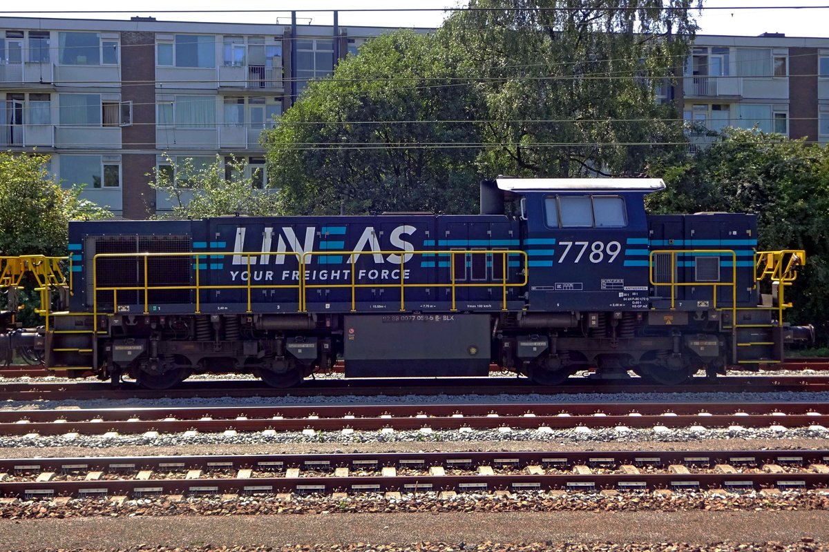 Seitenblick auf Lineas 7789 in Tilburg-Universiteit am 30 Juli 2019.