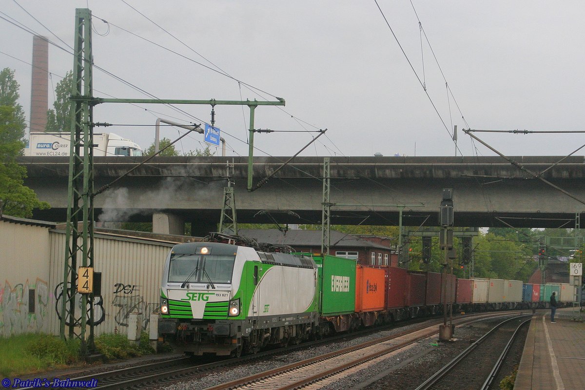 SETG 193 821 mit Containerzug am 09.05.2019 in Hamburg-Harburg