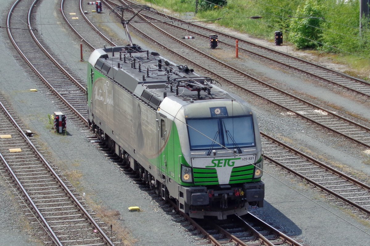 SETG 193 831 steht am 18 Mai 2018 in Kufstein. 