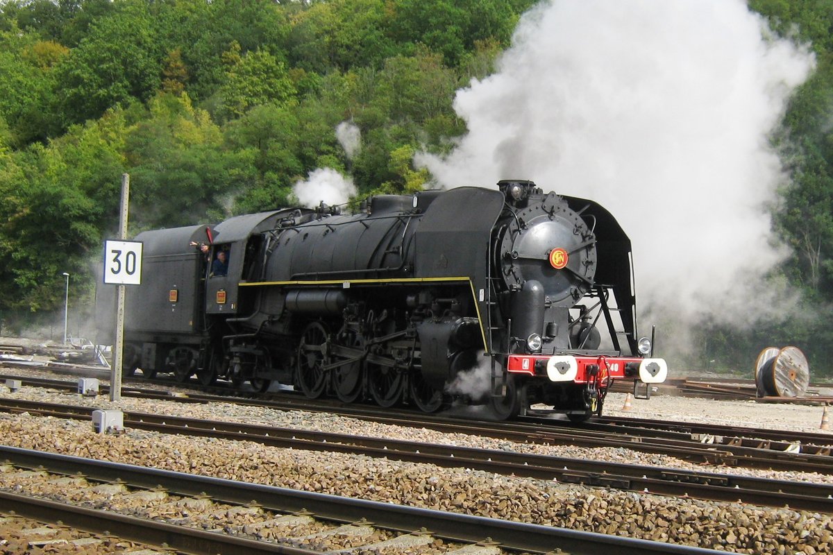 SNCF 141 R-840 steht am 18.September 2011 in Longueville.