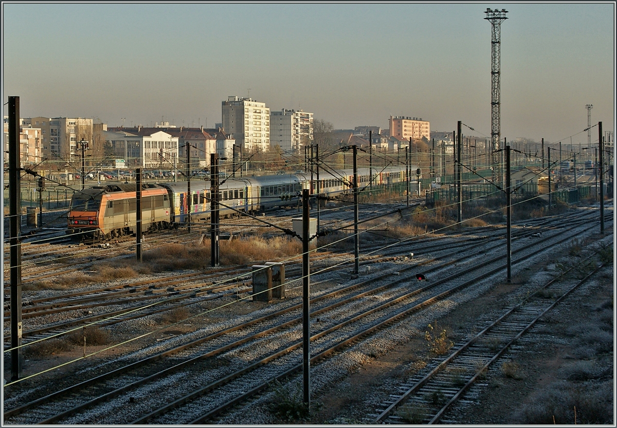 SNCF BB 26000 mit einem TER 200 in Mulhouse.
11. Dez. 2013