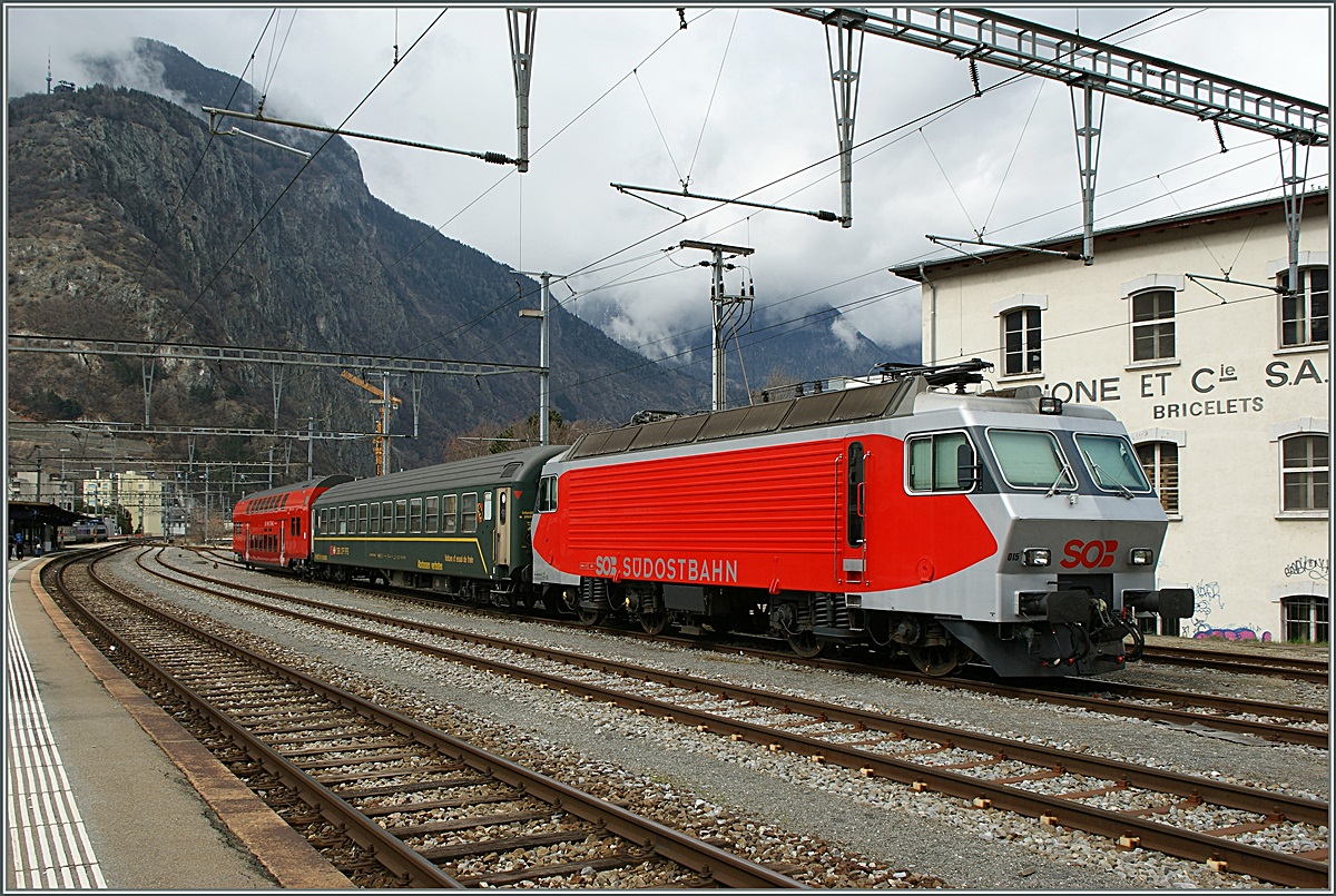 SOB Re 446 mit einem Messzug in Martigny. 1. Juni 2012