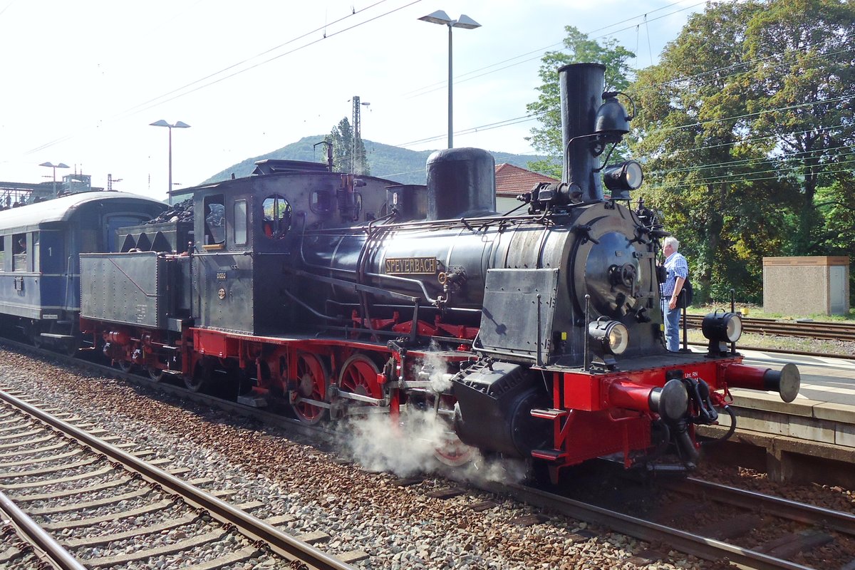 SPEYERBACH steht am 31 Mai 2014in Neustadt (Weinstrasse) whrend das Dampfspektakel in 2014.