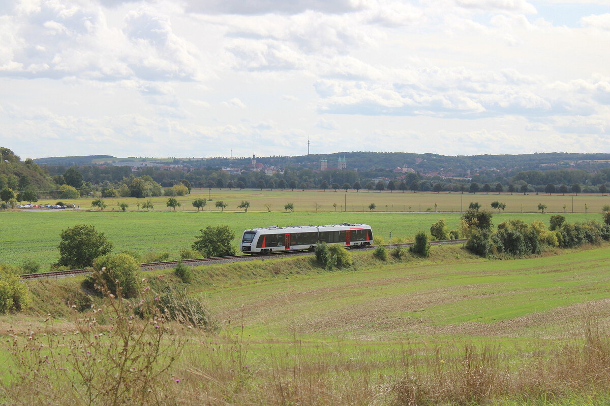 Start Mitteldeutschland 1648 411 als RB 73925 von Laucha (U) nach Naumburg (S) Ost, am 13.09.2025 bei Kleinjena.