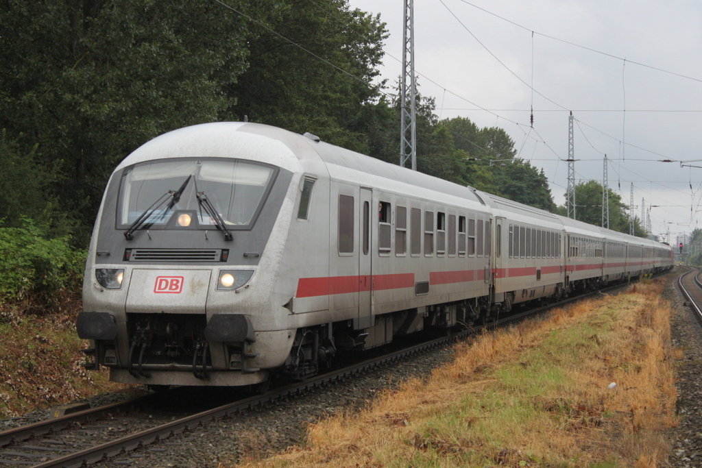 Steuerwagen(Bimmdzf)als IC 2301 von Warnemnde nach Leipzig Hbf bei der Durchfahrt in Rostock-Bramow.12.08.2017