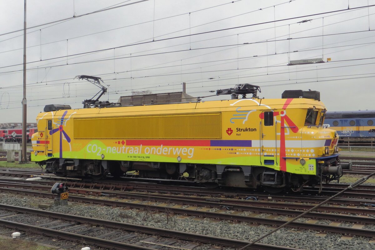 Strukton 1740 lauft am 3 Februar 2022 um in Amersfoort.