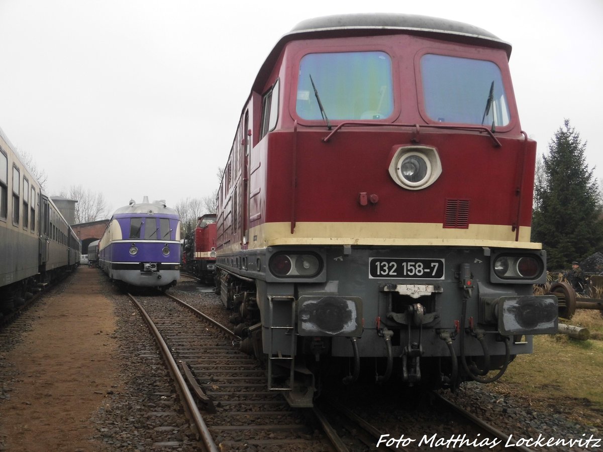 SVT 137 234 und 132 158 der LEG bei den Leipziger Eisenbahntagen in Leipzig-Plagwitz am 19.3.16