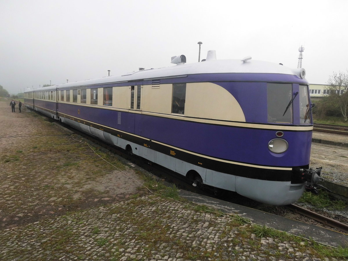 SVT 137 234 im Bahnhof Egeln am 6.5.17