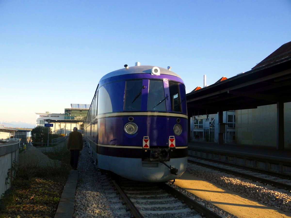 SVT 137 234 im Bahnhof Friedrichshafen Hafen am 9.4.17