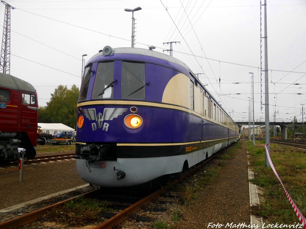 SVT 137 234 mit Flgelrad und DR Schriftzug in Falkenberg/Elster am 9.10.16