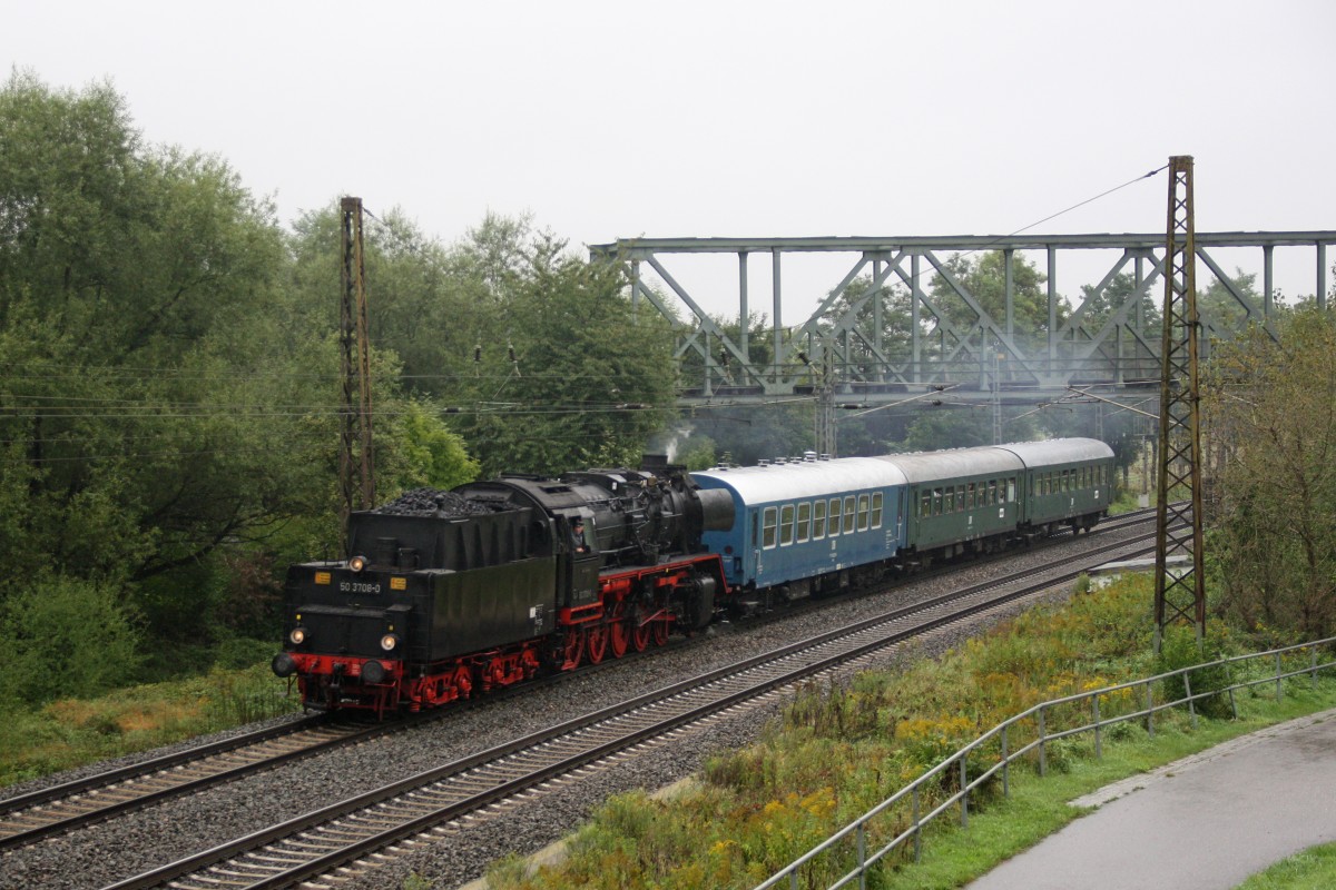 TG 50 3708-0 e.V. mit dem DPE 90147 von Blankenburg nach Karsdorf, am 13.09.2014 in Naumburg Hbf. (Foto: Jens-Peter Ruske)
