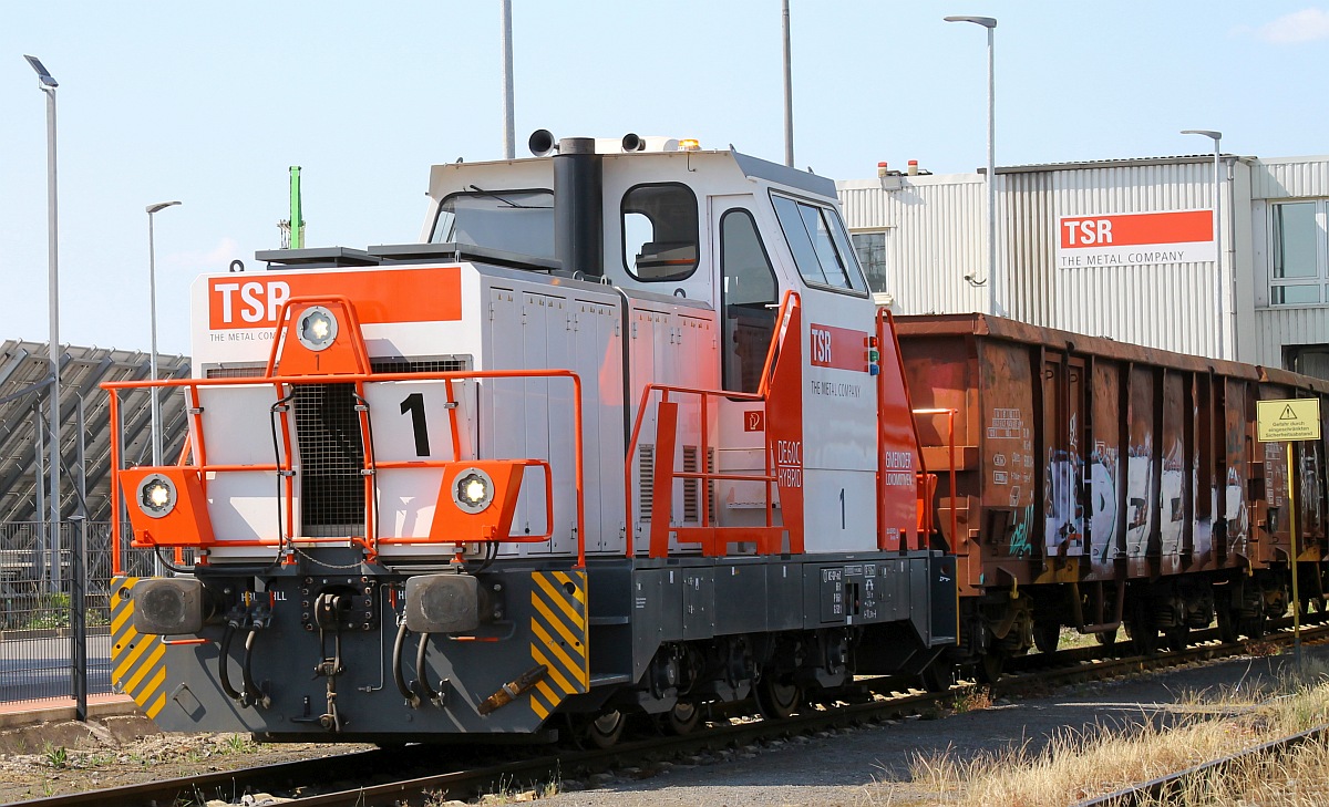 Thyssen-Sonnenberg-Recycling (TSR) Lok 1 Gmeinder DE 60C Hybrid, Umbau aus DE 500 C, 5693, 1991. Duisburg Hafen 15.06.2023 