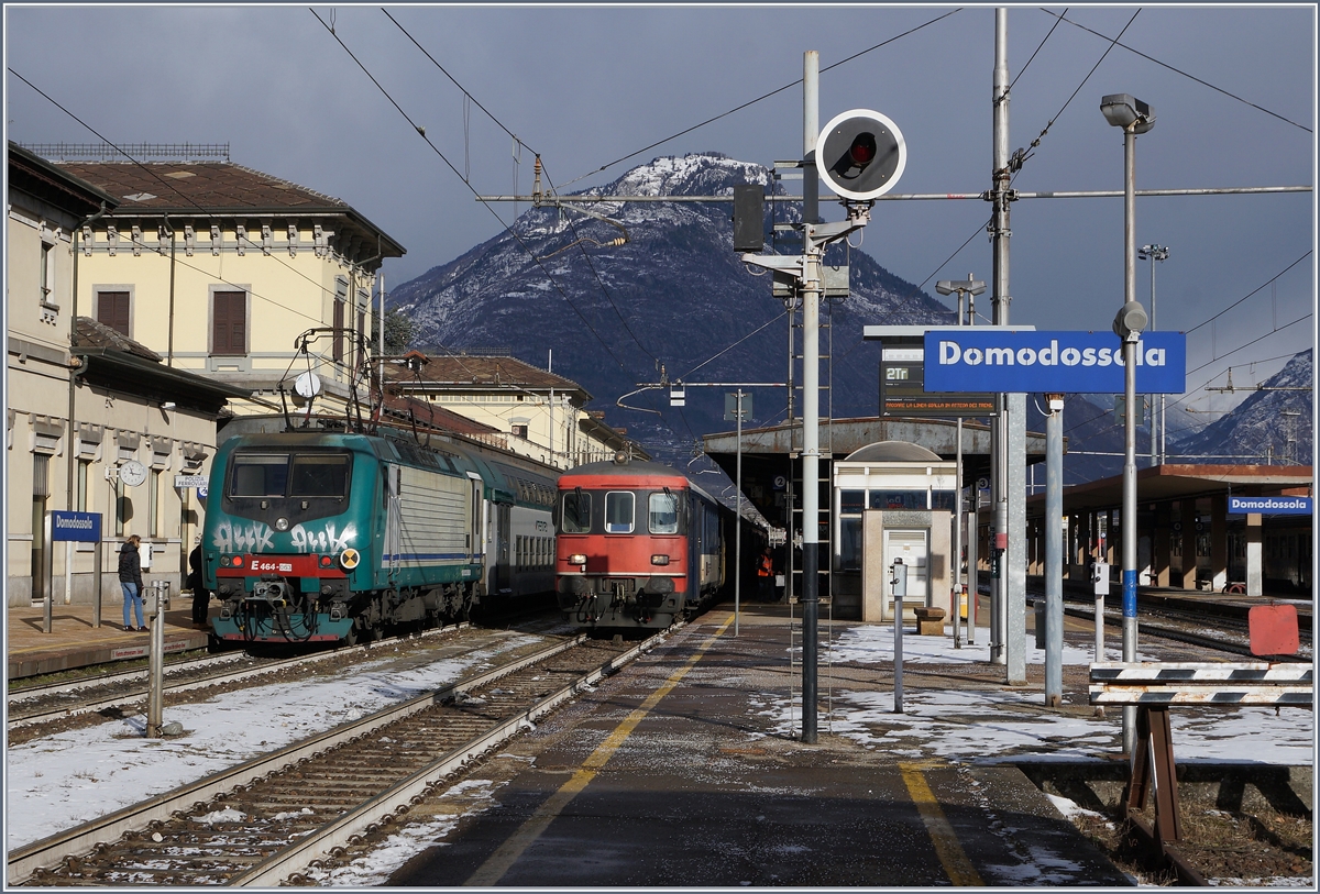 Trennord und SBB Regionalverkehr in Domodossoala. 
31. Jan. 2017