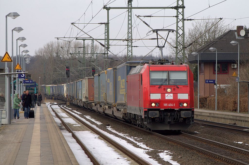 TXL 185 404-1 mit dem DGS 45699 aufgenommen in Schleswig. 17.03.2013