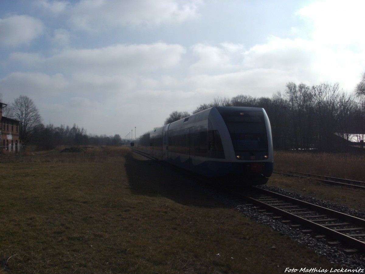 UBB GTW 2/6 aus Stralsund Hbf bei der Einfahrt in den Endbahnhof Barth am 6.3.14