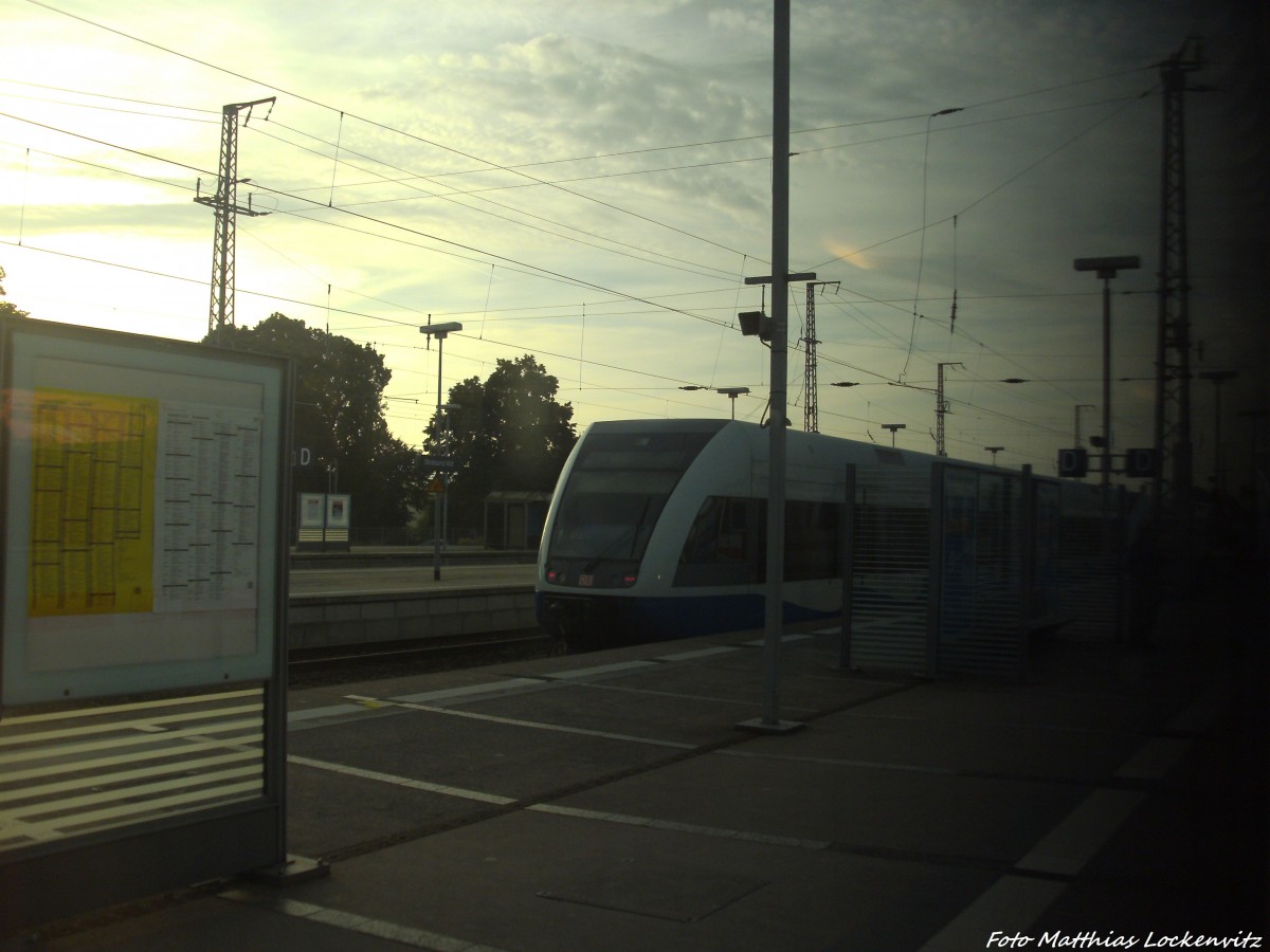 UBB GTW 2/6 mit ziel Swinemnde Centrum (PL) bei der Ausfahrt aus Stralsund Hbf am 31.8.13