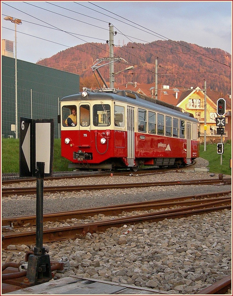 Und schon wieder im Einsatz der CEV BDeh 2/4 in Blonay. 
8. April 2012