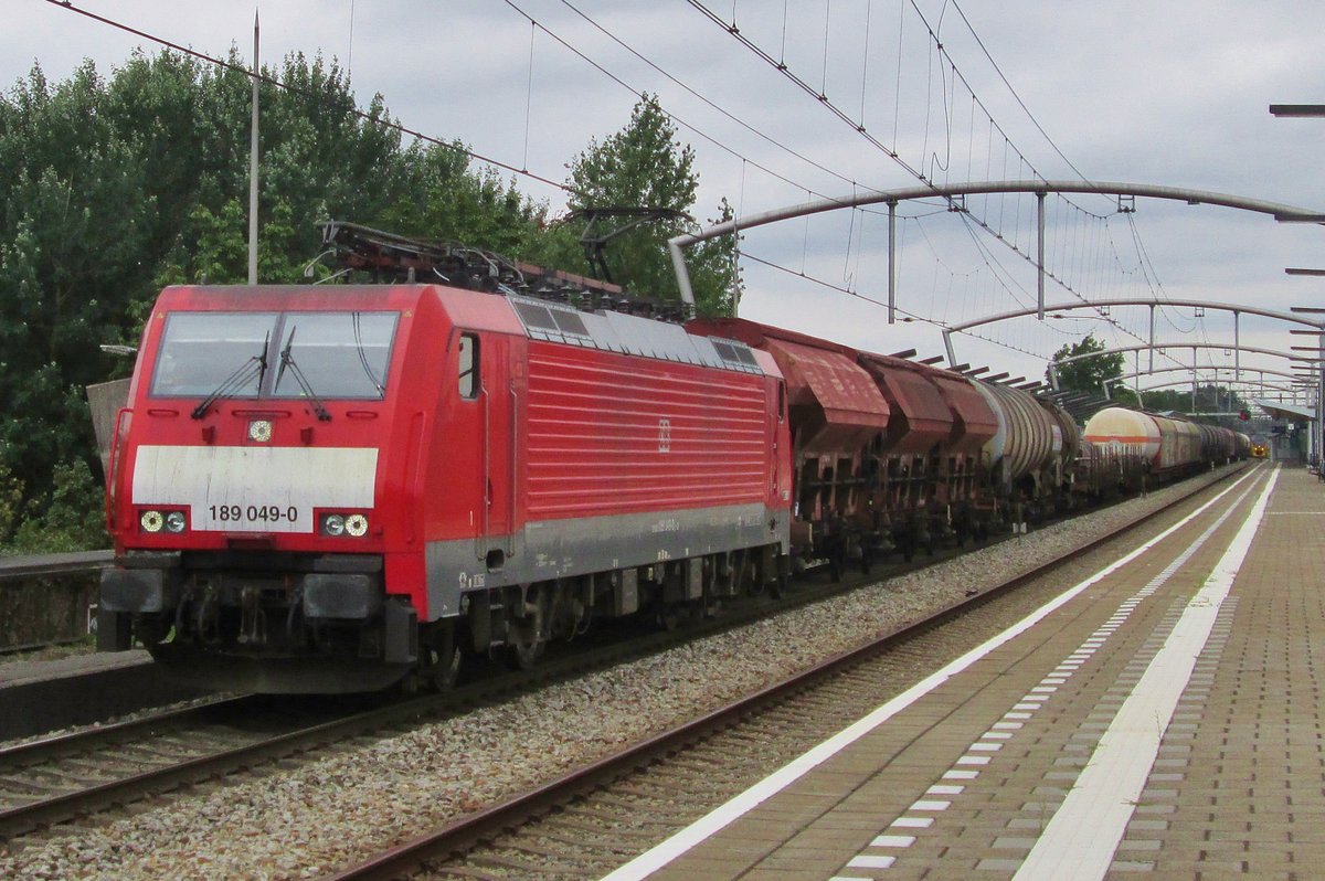 Unit-Cargo mit 189 049 durchfahrt am 16 Juli 2016 Zwijndrecht.