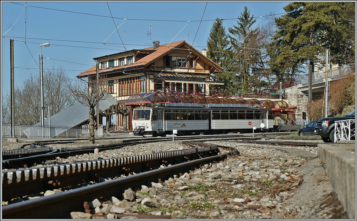 Unbersehbar, die Rochers de Naye Bahn ist eine Zahnradbahn.
Glion, den 15. Mrz 2012