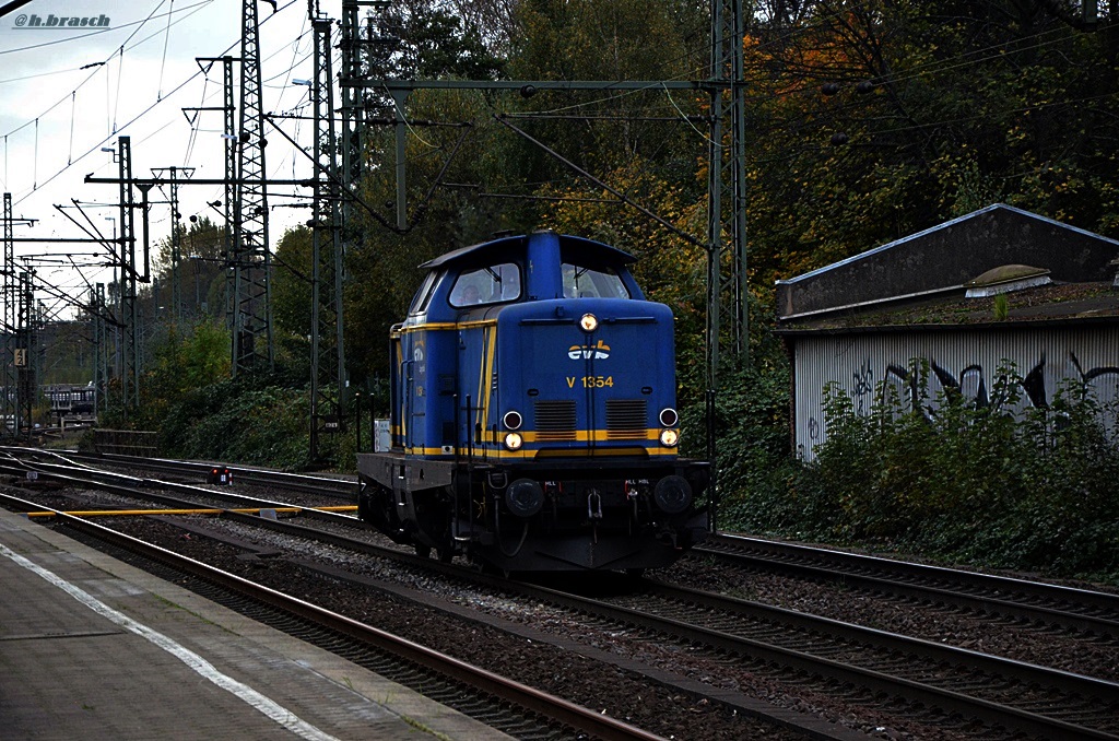 V 1354 der EVB fuhr solo am 24.10.14 durch hh-harburg