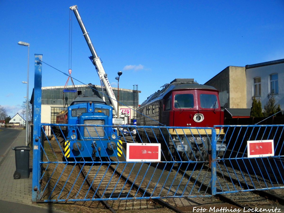 V22 01 und 132 109 der LEG in Delitzsch am 28.2.17