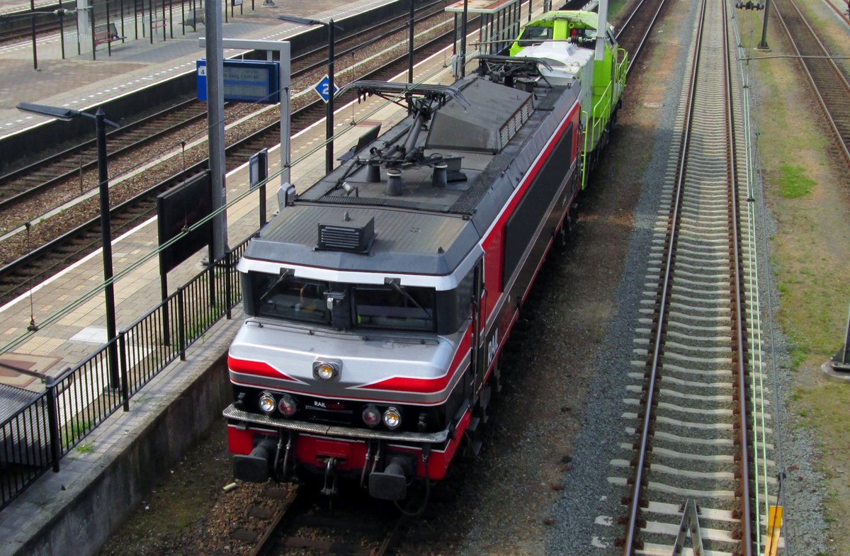 Vogelblick auf RailLogix 1619 in Lage zwaluwe am 23 Juli 2017. Leider ist 1619 wegen ein grossschaden abgestellt.