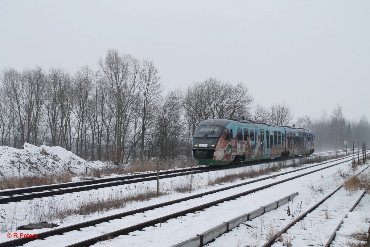 VT06 als VBG20874 aus Cheb nach Marktredwitz bei der Einfahrt in den Ziel Ort. 02.02.14