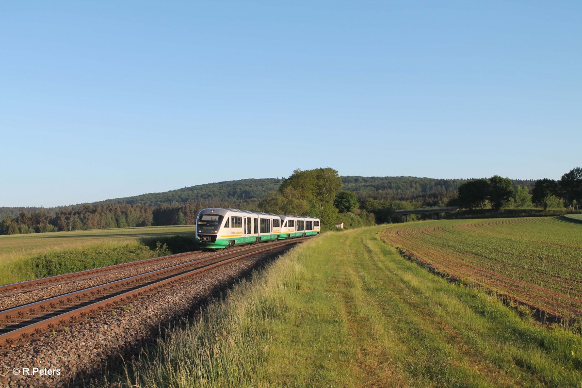 VT17 + VT18 als OPB 74249 Marktredwitz - Regensburg bei Oberteich. 05.06.15