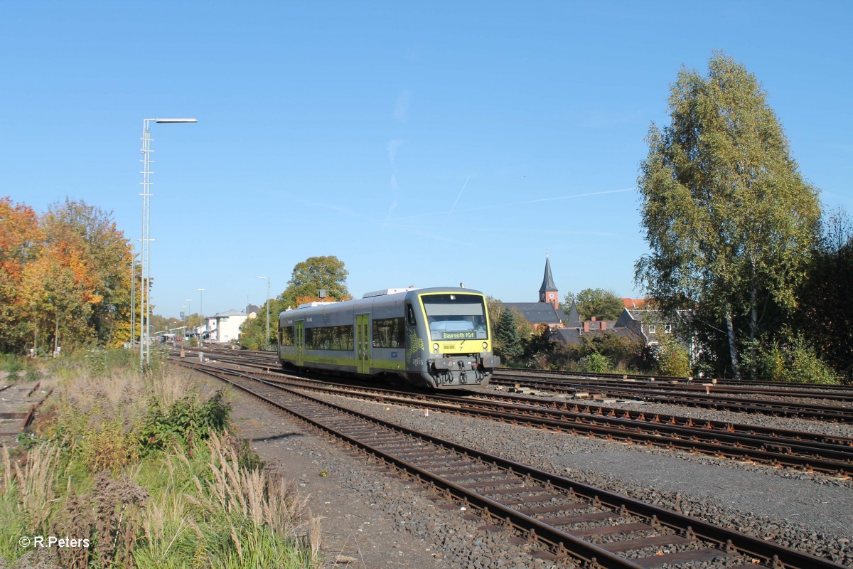 VT650 725 verlässt Marktredwitz als ag84554 Hof - Bayreuth. 09.10.14