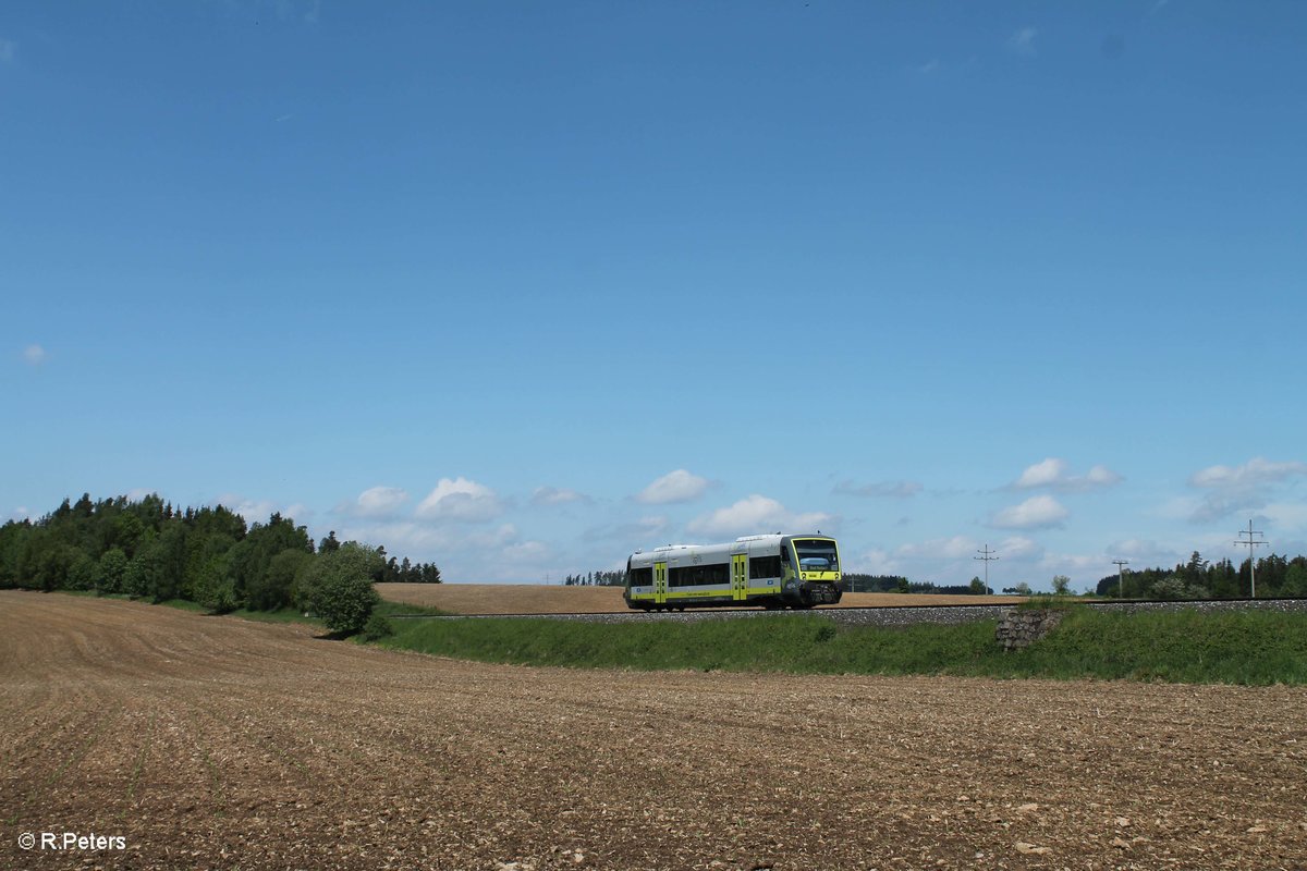 VT650 734 als ag84568 Hof - Bad Rodach bei Unterthölau. 26.05.16